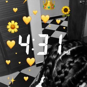 Meet your Posher, Stacy